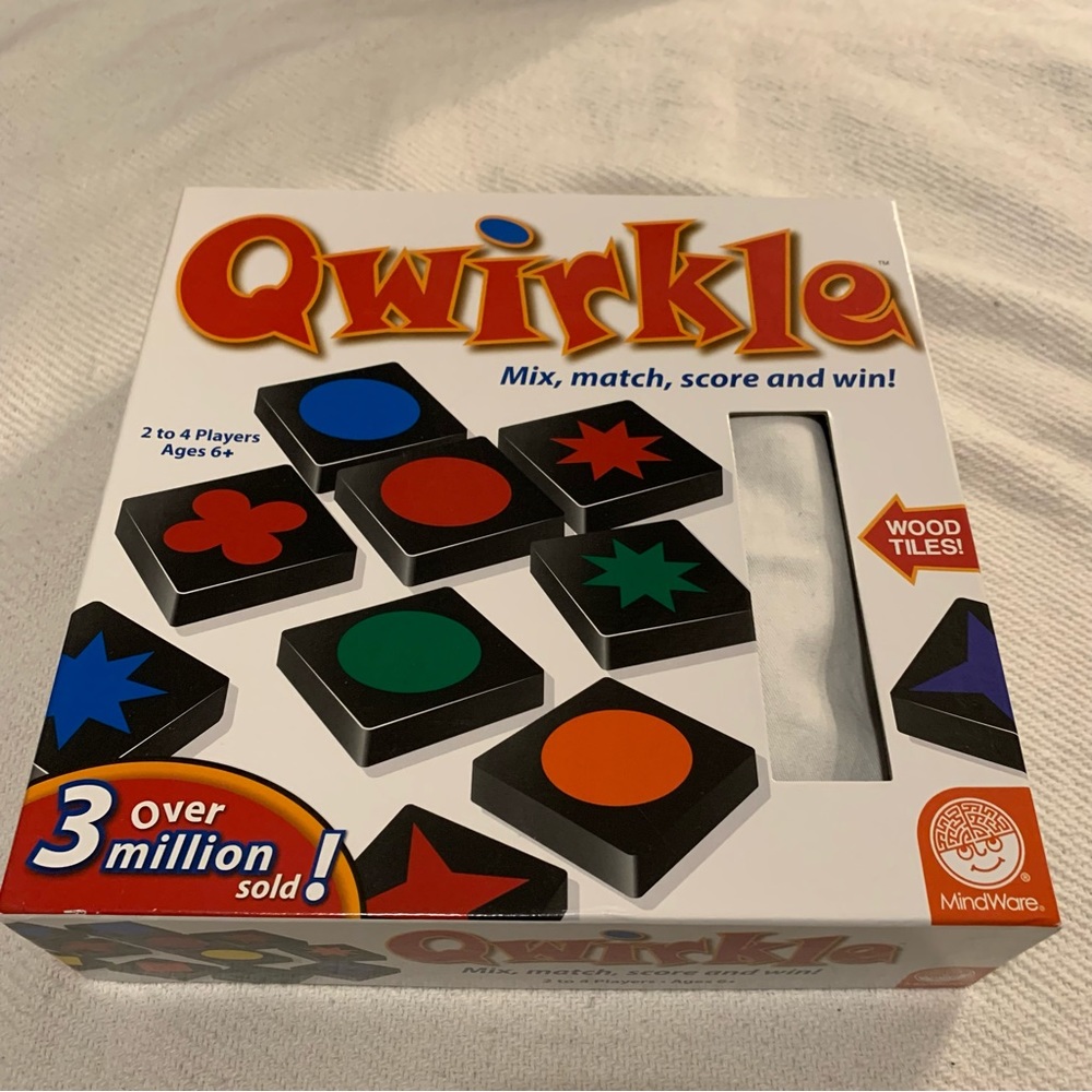 Qwirkle Board Game